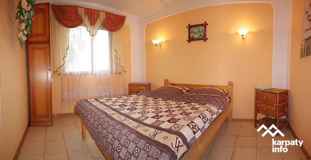 Золото Карпат Villa Yaremche Ngoại thất bức ảnh