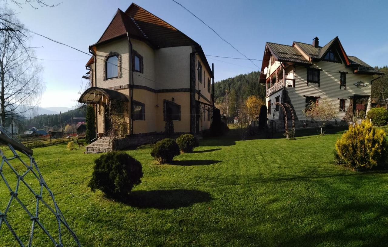 Золото Карпат Villa Yaremche Ngoại thất bức ảnh